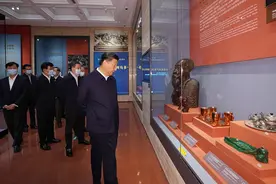 联播+ | 跟着总书记 参观这个特殊的展览图片