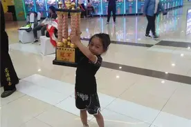 贵州六盘水7岁“功夫女孩”走红网络 背后是对武术的坚持与热爱图片