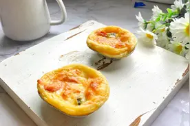 剩下的蛋挞皮别扔做成简易的小披萨口感酸甜可口超级拉丝和开胃图片