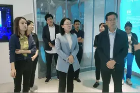 市人大常委会副主任何建军来我县调研我市对外友好往来促进咸阳经济社会发展情况图片