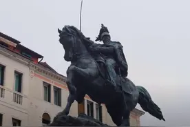古代碳纳米技术？世界三大兵刃之首“大马士革刀”有何锻造秘密？图片