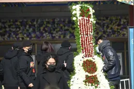 赵英俊最后时光：未婚妻抱着遗体不放，母亲不做道别让他减轻痛苦图片