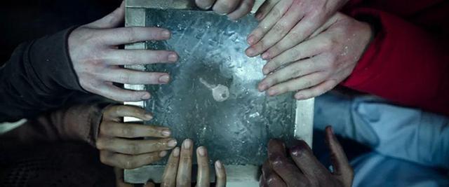 《今日影评》这场真人密室逃脱，四死二伤