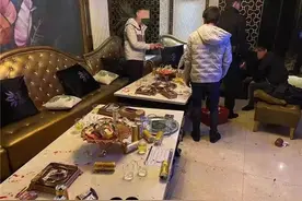 太冲动！女友在KTV包厢被人碰了一下 桂林一男子竟把人打进医院图片