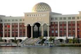 南京大学金陵学院宣布终止办学，网友：最后一届在校生该如何自处图片