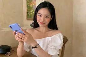 上半身大 = 艳俗？微胖女生这么穿也太高级显瘦了图片