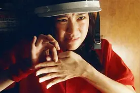 女孩到宅男家送外卖，宅男按下她身上一个按钮，美好的事情发生了视频封面