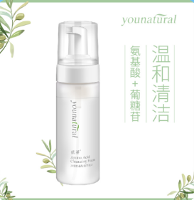 温和不刺激的洁面泡沫，男女都可用