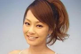 《康熙来了》的王思佳现状如何？她为什么这么有钱？图片