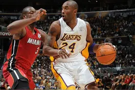 科比持球单打集锦动图，每一个动作都是满满的细节图片