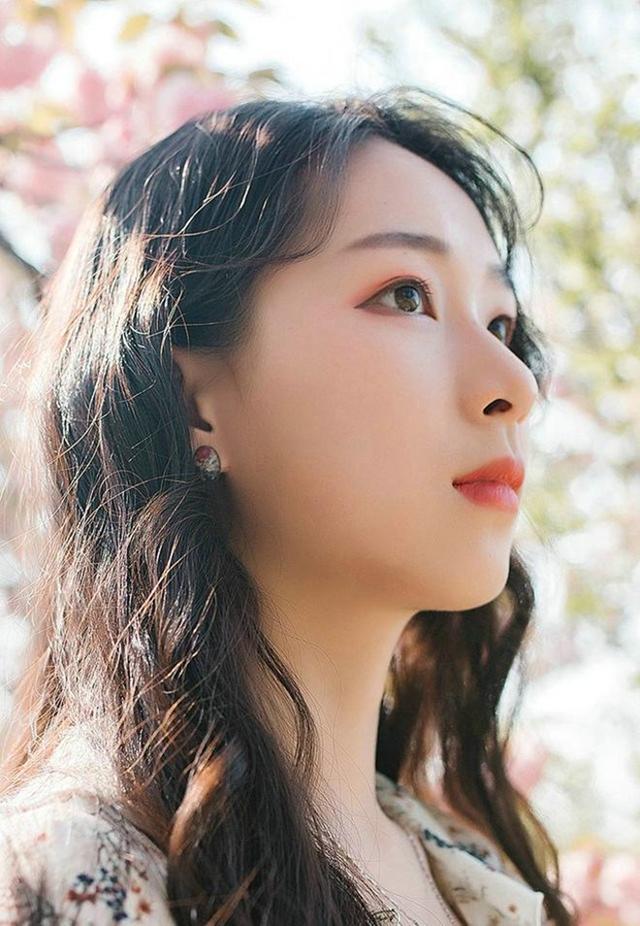 氨基酸洗面奶为什么那么受欢迎？因为男女老少敏感肌都适用