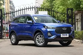 8万多买台1.5T瑞虎7，LED头灯+大屏，内饰质感没谁了图片