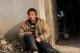 智囊：男人年过40负债累累，要忘掉这3种人，后半生才能翻身逆袭图片