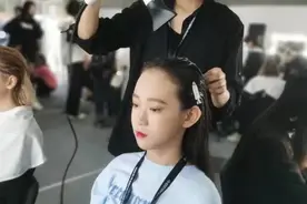 沈阳小学生身高1.8米！走上时装周图片