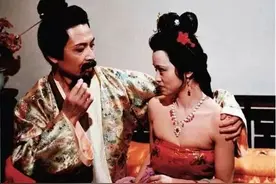 《红楼梦》里秦可卿是被贾珍强迫的吗？她为什么不反抗？图片