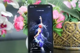 价格最低的8GB运存手机，128GB容量已降至999，还是小屏机身图片