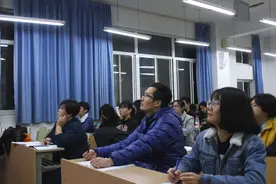 大一新生注意，班委中这3个职位“最有价值”，还能享受特别待遇图片