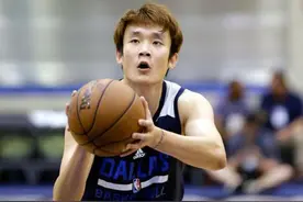 两届CBA常规赛最有价值球员，复出单场34分，丁彦雨航重回巅峰图片