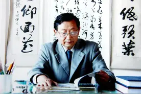 【杨善洲在施甸】仰慕让我写就杨善洲同志的墓志铭图片
