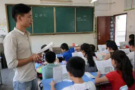 赛课全市第一名！所带班级平均分倒数第一，这样的老师算优秀吗？图片