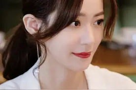出水芙蓉，身材绝佳图片