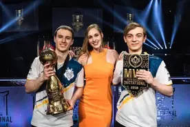 G2发出caps表情包，小帽肉眼可见的沧桑？网友：保质期过了图片