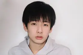 盘尼西林鼓手疑似出轨，女友连发两文斥责，清空男方相关动态图片