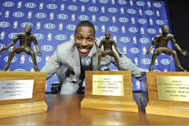 霍华德在魔术打了8年，留下5个夸张纪录，能破一个就是超巨图片