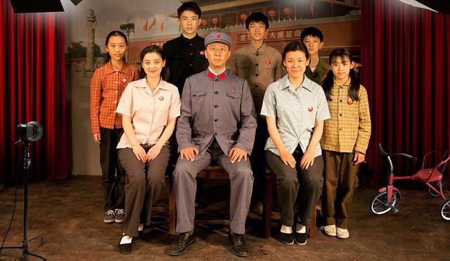 父母爱情分集剧情介绍（原来父母爱情第1集藏着这么大的信息量）