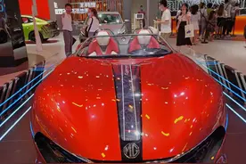 成都车展看名爵，这跑车也太帅了吧图片