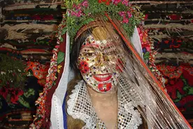 世界各国传统婚服图片