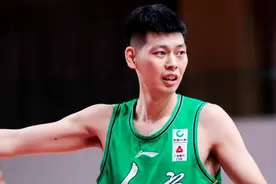 目前中国篮坛最高的十大球员图片