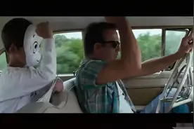 毁掉一个男孩，只需要两个人图片