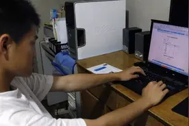 高考成绩出炉，众考生反应各不一样，网友：学霸最深藏不露图片
