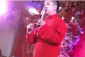 给新娘买的内衣不合适，小伙迎亲被拒！婚宴“秒变”男方亲友新年联欢会图片