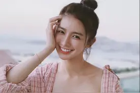 刘若英吃烤鸭，刘亦菲仙女落泪，哭成这样才能上热搜？图片