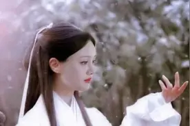 网曝：郑爽拍《倩女幽魂》压榨预算、耍大牌，导致工作人员猝死图片