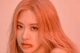 完美身材Rosé朴彩英——blackpink成员之一图片