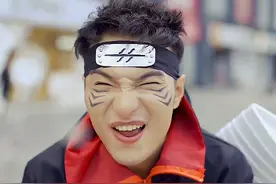 国内男网红靠魔性翻唱火到国外，老外也被洗脑，一边吐槽一边上头图片