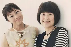 这才是50、60岁该买的3种化妆品，不用装嫩，淡妆就简单漂亮图片