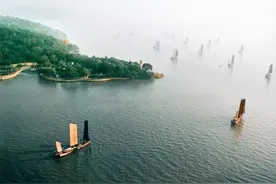 鼋头渚崖刻“包孕吴越”四个字是谁写的？图片