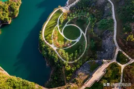 重庆的“九寨沟”公园，再次开放了，人少景美不要门票图片