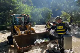 四川省九寨沟县人武部：堰塞湖抢险，孤岛救援，全域出击闻汛而战图片