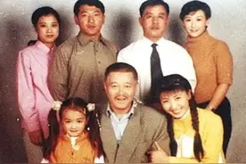 何庆魁早年给赵本山写的乡村剧《刘老根》哪些剧情让你痛哭流涕？图片