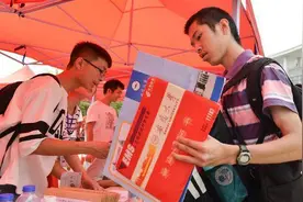 @大一新生，大学开学必备的6样物品，大一新生要提前准备好图片