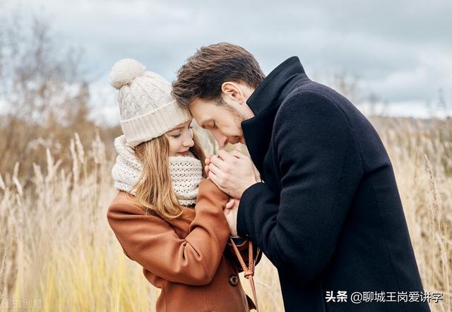 缠绵的词语：“缱绻”是什么意思？用于恋人、情人、夫妻间的感情