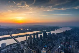 长沙高校985“三巨头”，湖南大学居榜首，“国字头”大学排最后图片