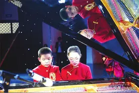 钢琴少年奏响最美中国旋律图片