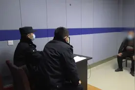 湖北一丈夫瞒报妻子从武汉返乡，只因害怕！民警：疫情期知无不言视频封面