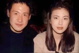 张学友19岁女儿现身街头，长得亭亭玉立颜值超高，膝盖却溃烂严重图片